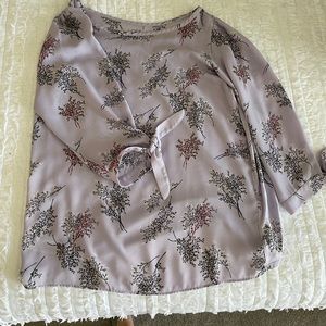 Gently used Loft blouse.